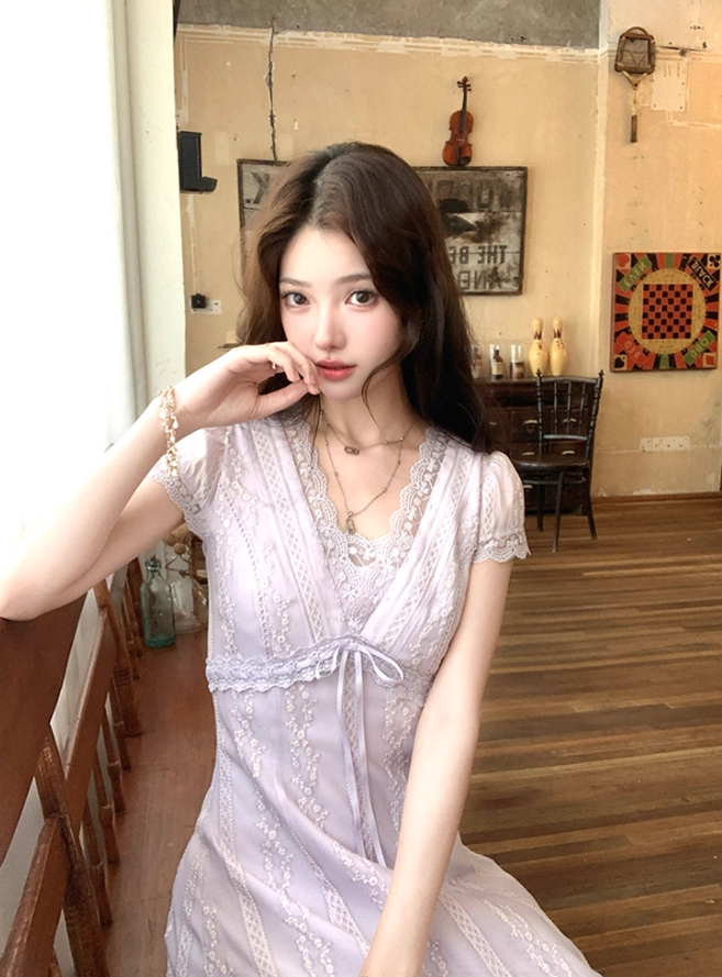 Purple V-neck short-sleeved lace waist dress summer French retro temperament A-line skirt R4582