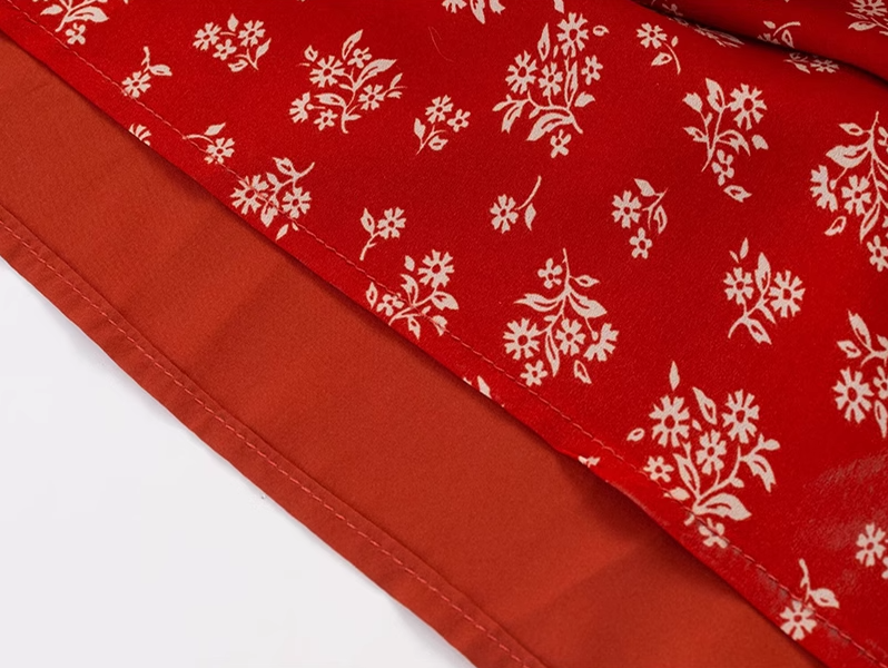 2025 Summer New Red Floral French Style Small Flying Sleeve Seaside Holiday Dress R0929