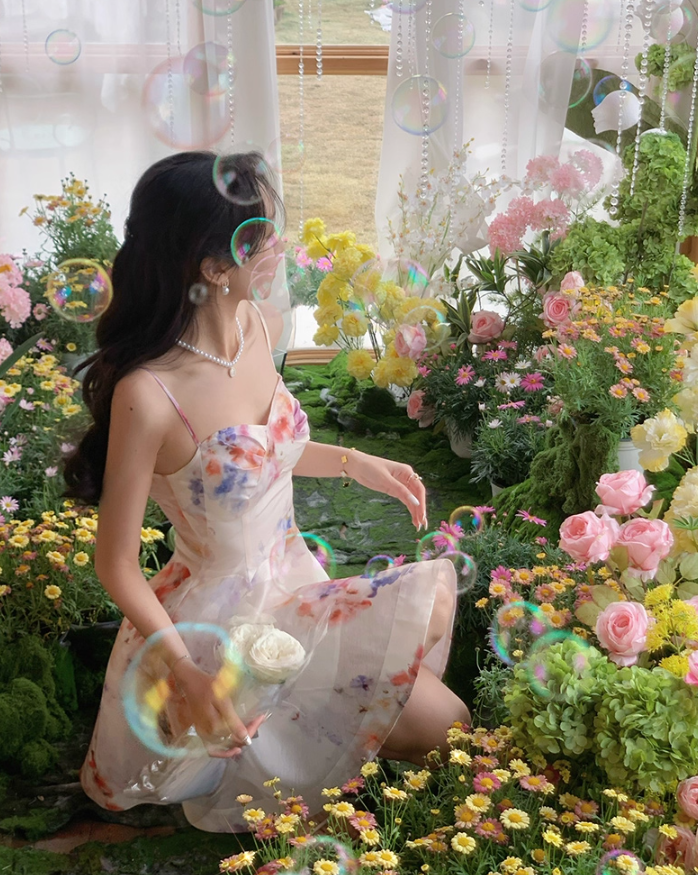 Beautiful printed suspender dress for summer unique and beautiful waist slimming princess dress R4213