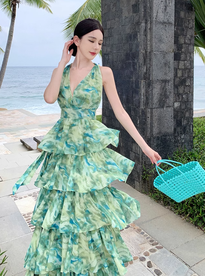 Green halo halter neck backless dress for seaside vacation R1597