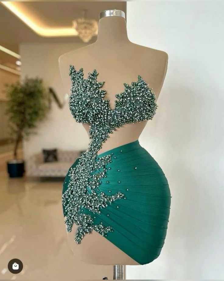 Green pearl inlaid irregular sexy hip-wrapped homecoming dress R2466