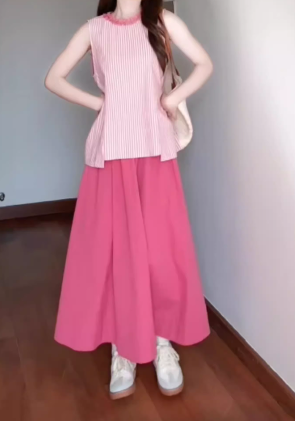 A set of gentle pink striped sleeveless top a-line skirt beautiful suit R0782