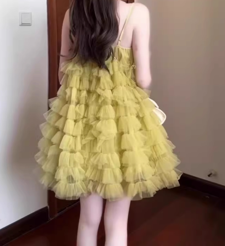 Yellow mesh suspender dress niche gentle temperament A-line puffy short skirt R0779