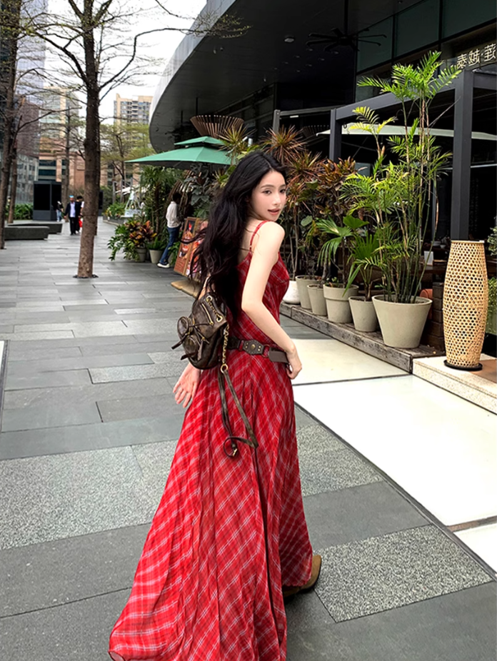 Temperament wear holiday skirt red plaid big swing tall long skirt suspender dress R1742