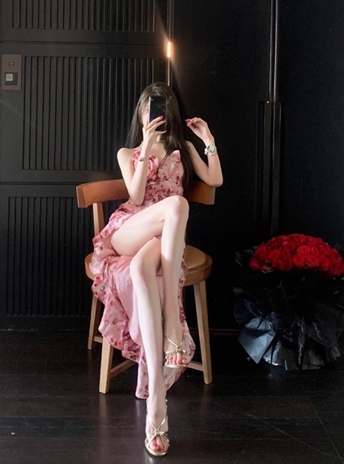 Sexy slim-fit v-neck ruffled printed long skirt irregular holiday temperament suspender dress R1551