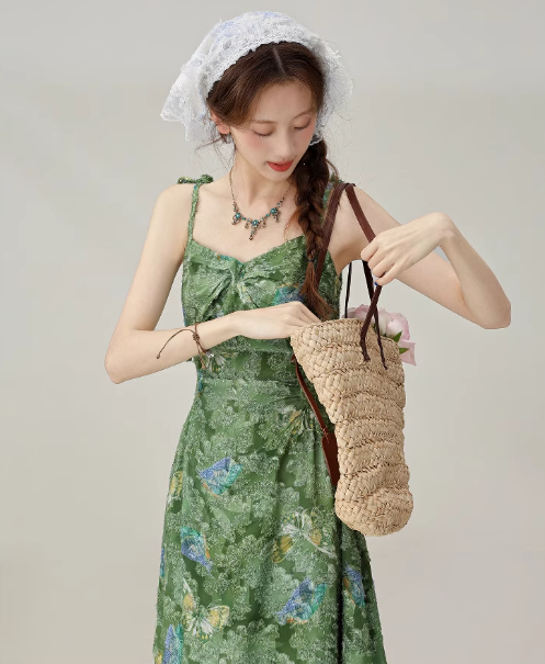 Summer beautiful holiday style green suspender dress 2025 new floral dress R1928