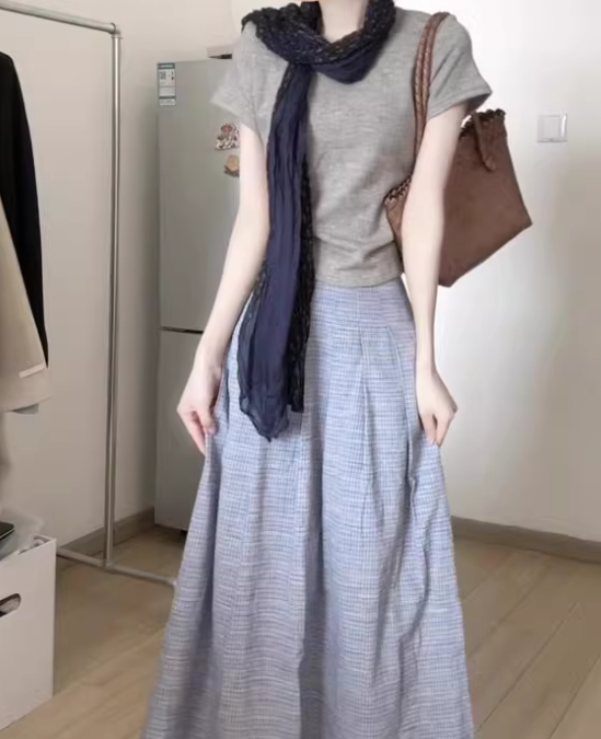 Relaxed wear suit casual gray short-sleeved T-shirt A-line skirt 2025 R0829