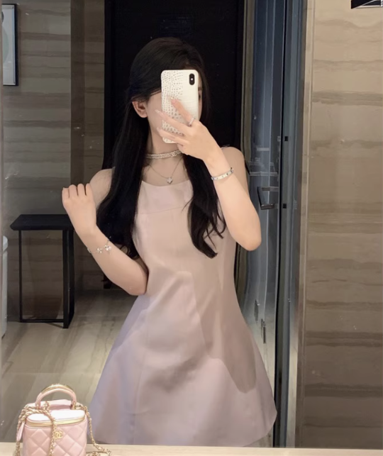 French round neck sleeveless suspender dress temperament waist high-end gentle short skirt R1560