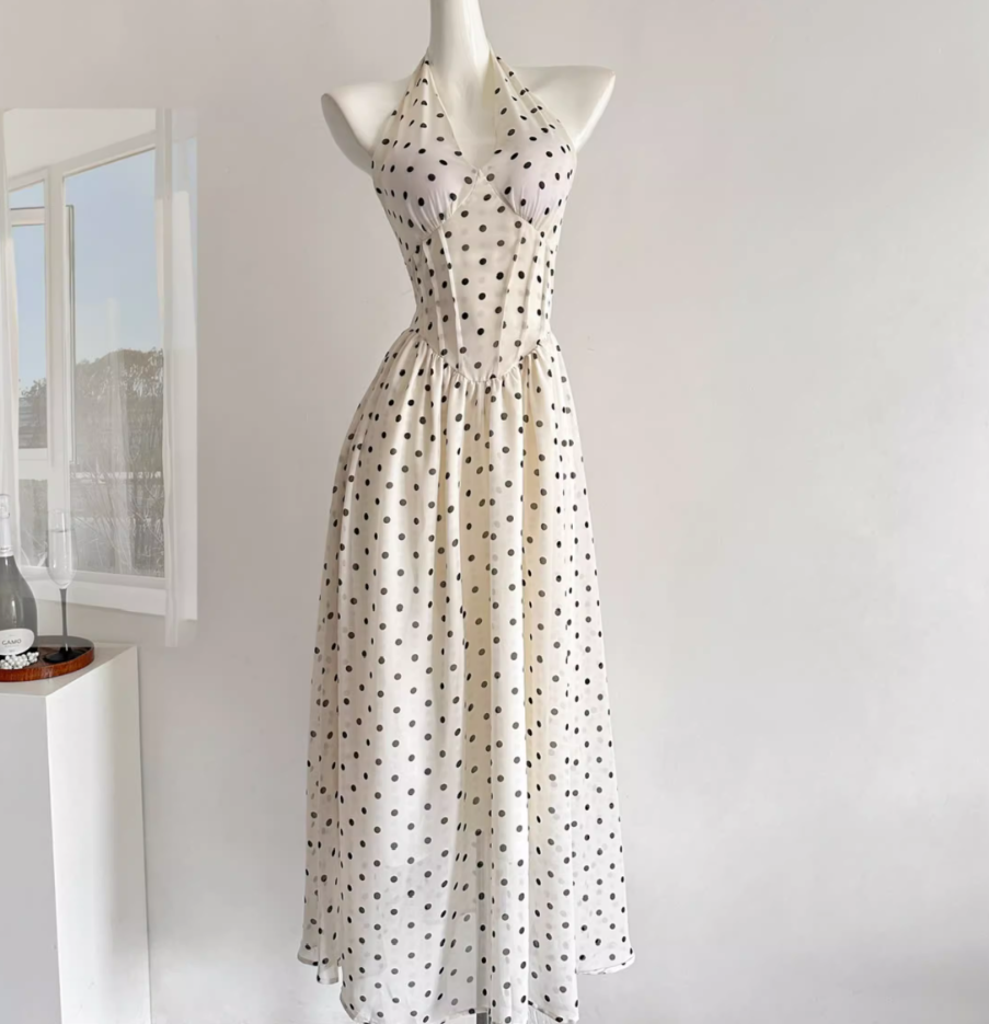 Polka dot halter dress 2025 new V-neck long dress temperament waist skirt R2034