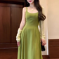 High-grade green square-neck suspender dress, gentle style, beautiful waist temperament long dress R0471