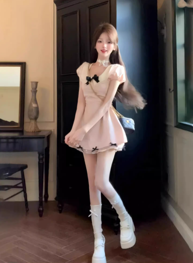 Sweet baby doll collar puff sleeve dress 2025 waist bow a-line princess dress R1192