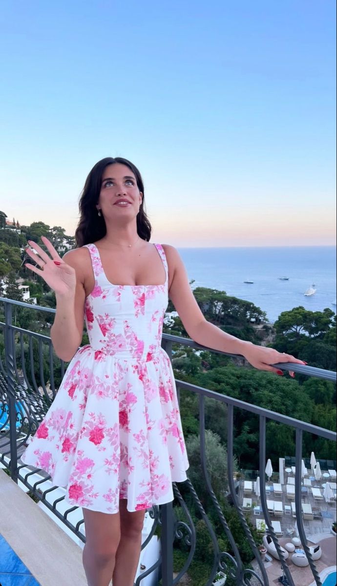 White background pink floral suspenders waist slim A-line short skirt homecoming dress R3691