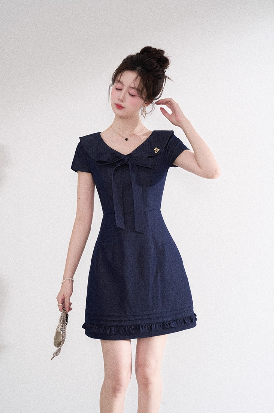 Design sense niche blue v-neck denim dress temperament French college style short skirt R4140