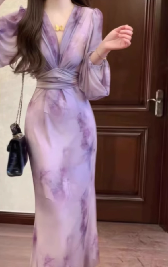 French style gentle temperament purple v-neck dress holiday style beautiful unique waist hip long skirt R0304