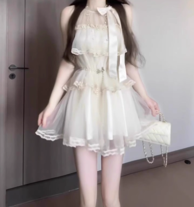 Sweet style sleeveless halter neck dress beautiful temperament puffy short skirt R0760