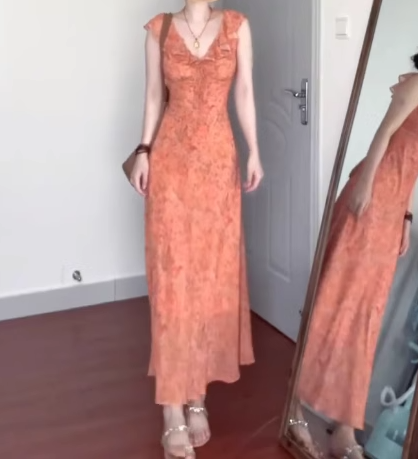 Floral suspender skirt niche design flying sleeves v-neck waist beautiful dress R0775