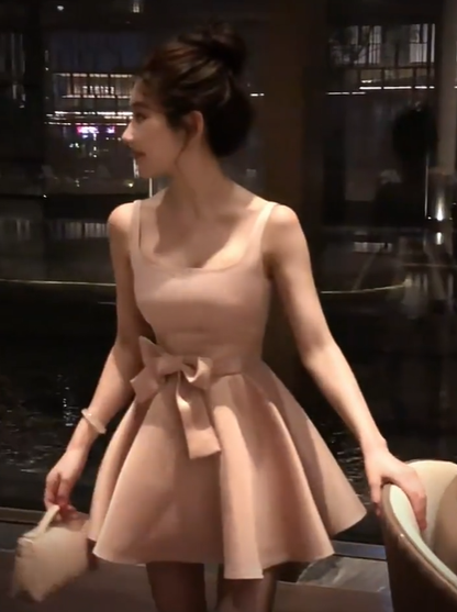 Slightly plump bow suspender dress for women French style waist birthday dress R3140