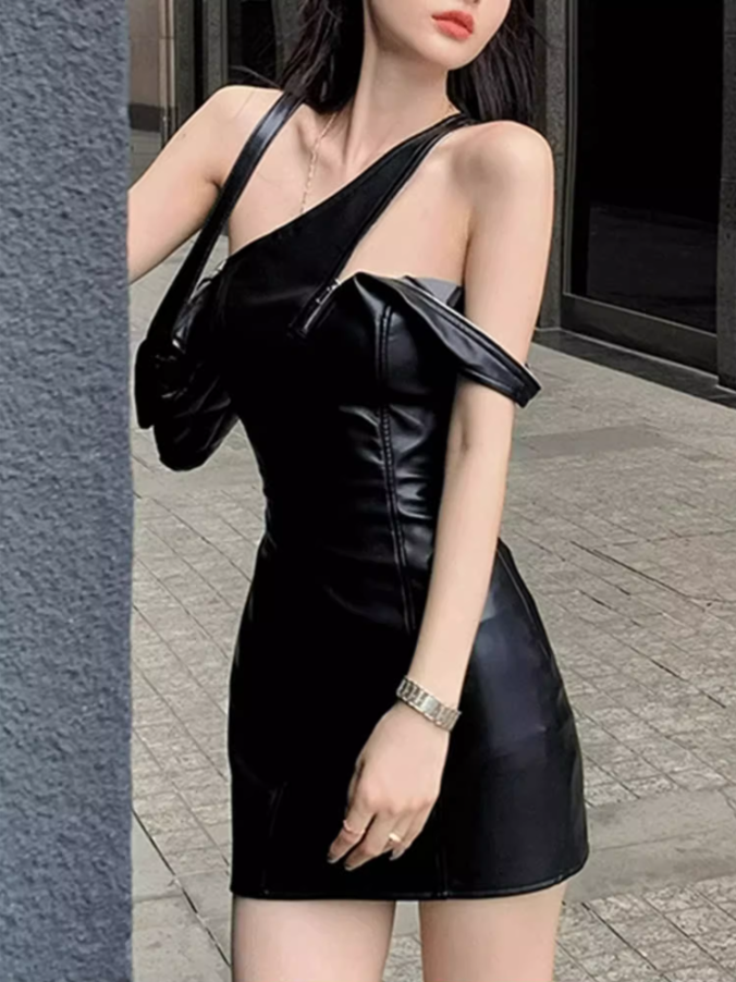 Sexy hot girl oblique shoulder zipper dress 2025 design waist hip leather skirt R1102
