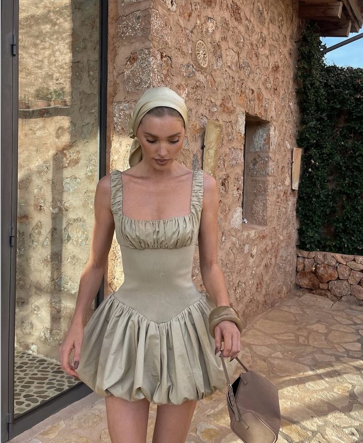 Light-colored suspenders, slim waist, high-end A-line short skirt, homecoming dress R3987