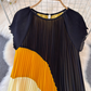 New 2025 large size short-sleeved mid-length dress loose and slim contrast color fresh temperament dress R0391