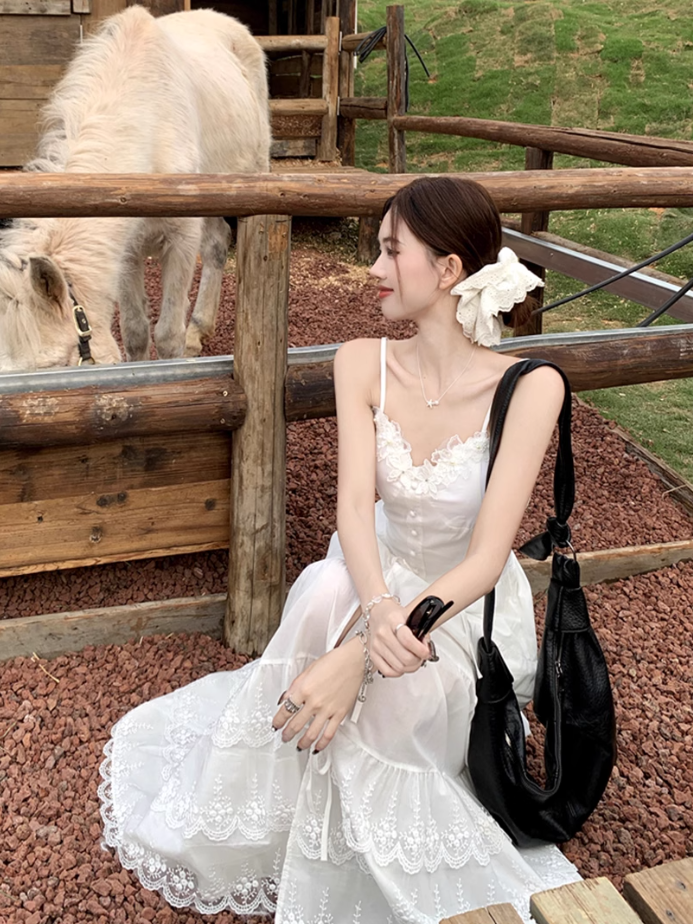 Fairy white Dingdal skirt waist skirt lace splicing slit suspender dress R1755