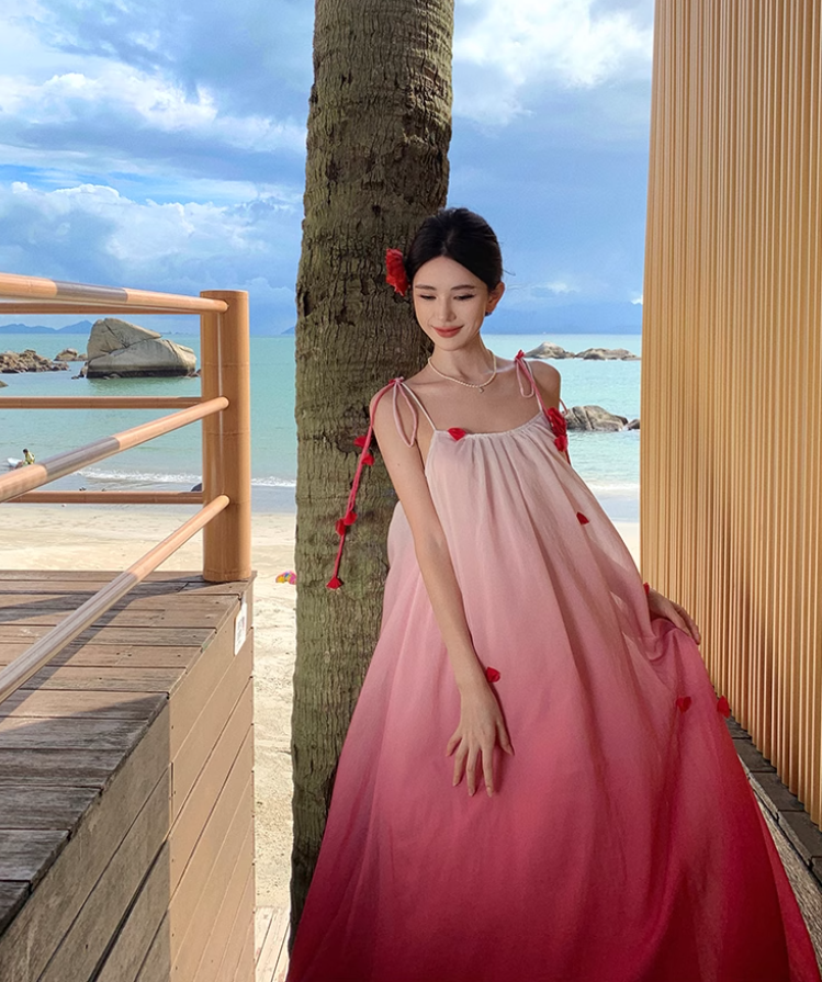 Gradient color loose suspender dress seaside holiday beach dress atmosphere long dress R1614