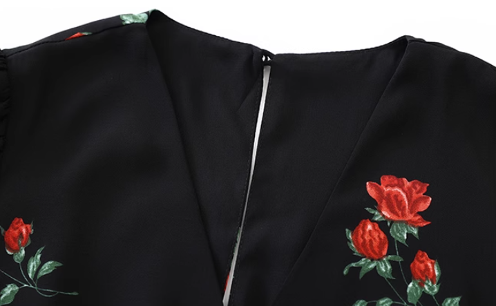 French holiday style short black 2025 new dress R2607