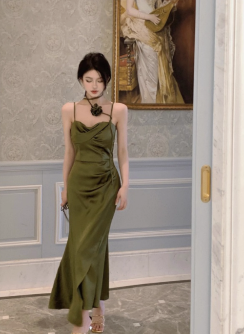 Suspender dress V-neck satin slim fit hip-wrapped slit skirt French style high-end long skirt R1544