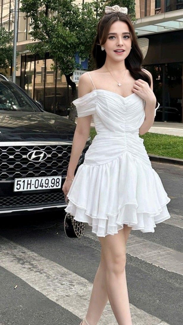 White chiffon strapless off-the-shoulder neckline waist irregular skirt short skirt homecoming dress R3684