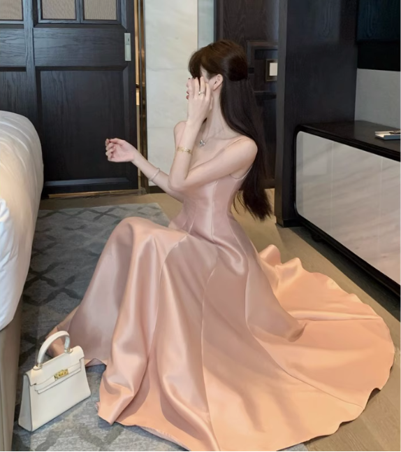 French suspender dress temperament slim pink gentle A-line bridesmaid banquet dress skirt R1527