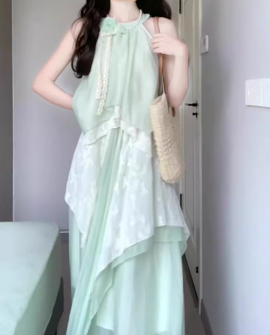 Green sleeveless halter dress irregular gentle temperament loose beach dress R0705