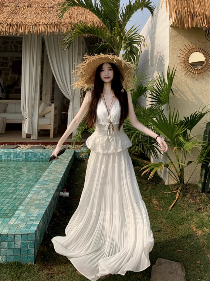 Fairy's complete outfit: strappy v-neck lace vest skirt two-piece set R1738