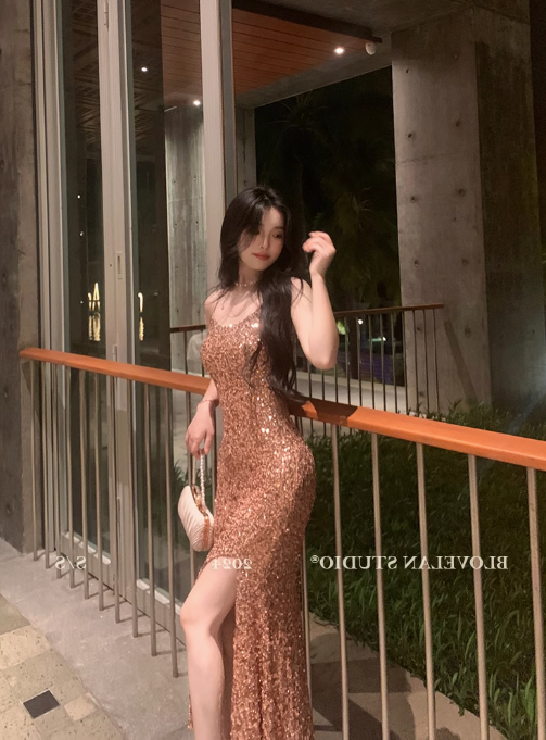 Sexy temperament high-end holiday slim slit slim hip wear suspender party long skirt R1561