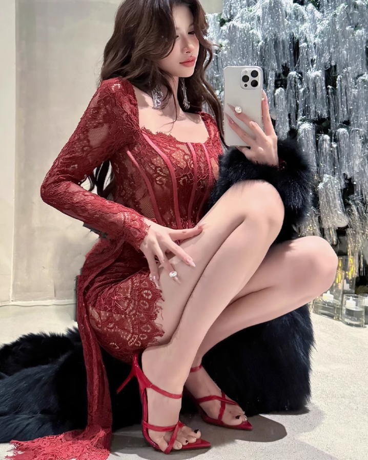 Large size French pure lace dress Christmas sexy hot girl fishbone hip skirt R1859