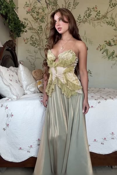 Stunning Pleated Women's Prom Gown Mint Green Waist Fitted Maxi Evening Dress Birthday Dress — Fall Outfit 2026 New  RS3344