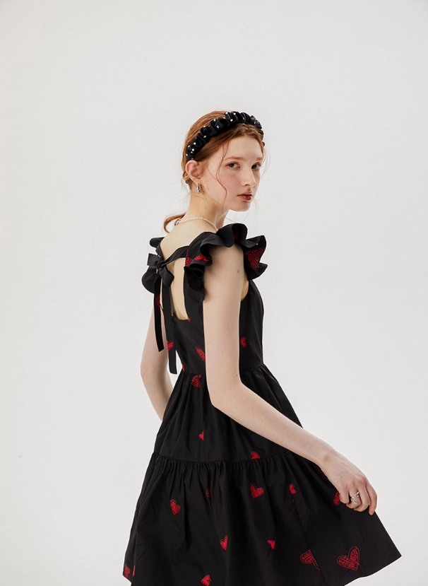 French style suspender floral skirt small flying sleeve black skirt short dress R2748