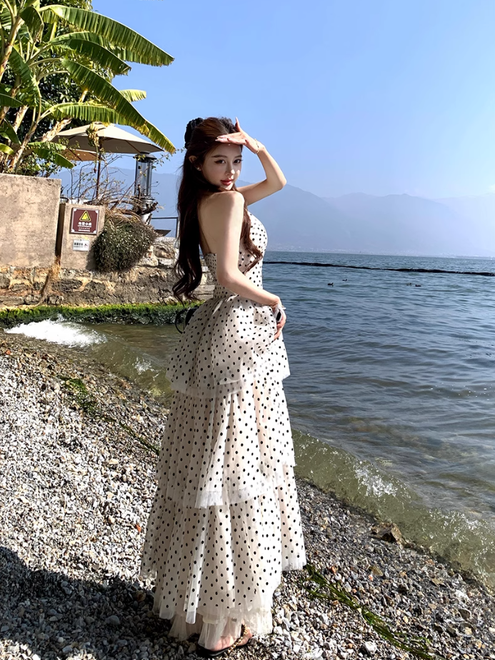 French style waist beautiful small skirt V-neck halter neck cake long skirt holiday polka dot dress R1751