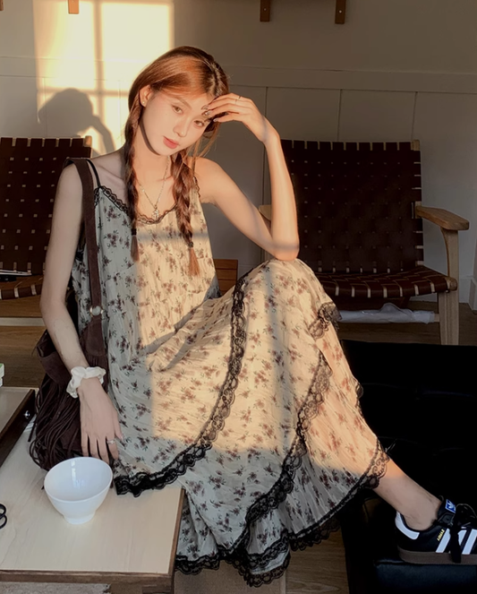 Fairy floral sling cake skirt retro college style v-neck tea break French niche design dress R1733