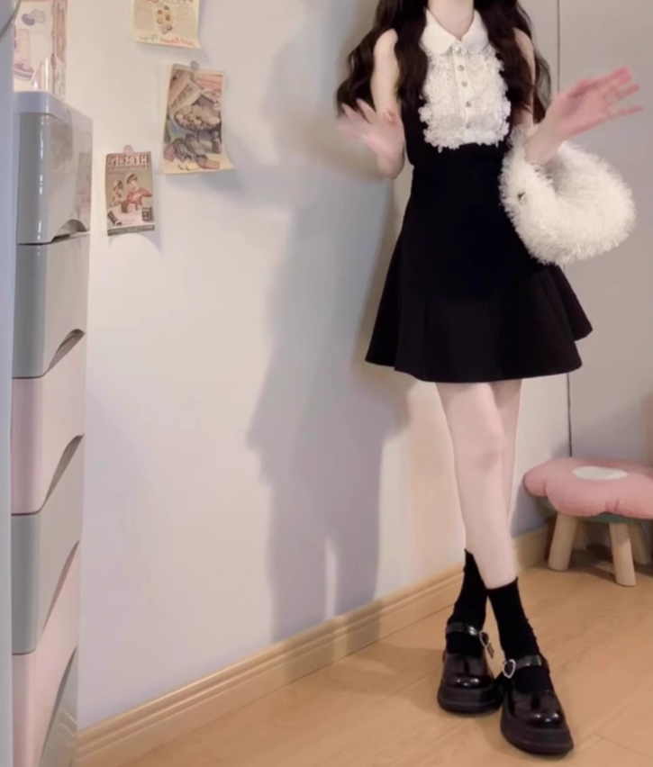 High-grade black sleeveless vest dress with lace waist and a-line tutu skirt R0755