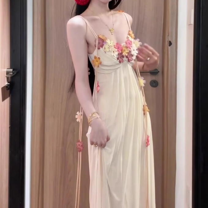 Flower V-neck suspender dress gentle temperament beautiful summer skirt R0729