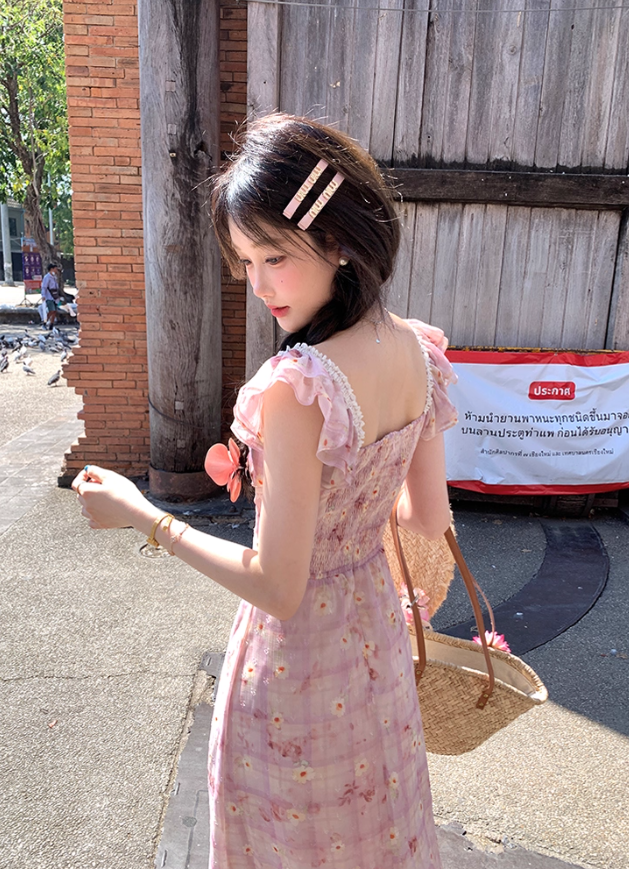 This summer French retro dress with a printed square collar and small flying sleeves is a slimming and form-fitting dress for women R4787