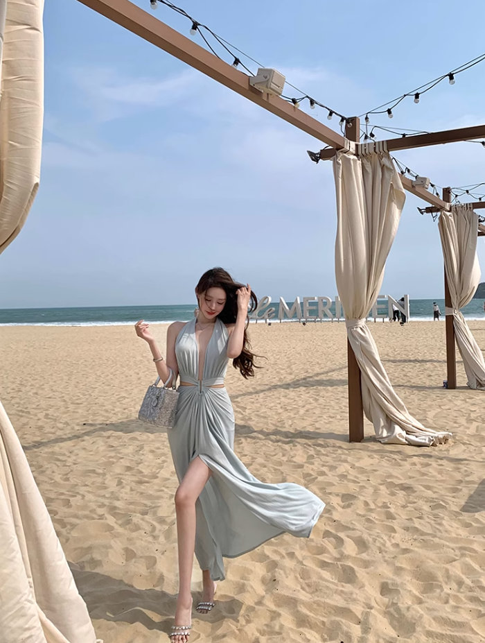 Blue V-neck hollow sleeveless halter dress waist banquet dress R0562