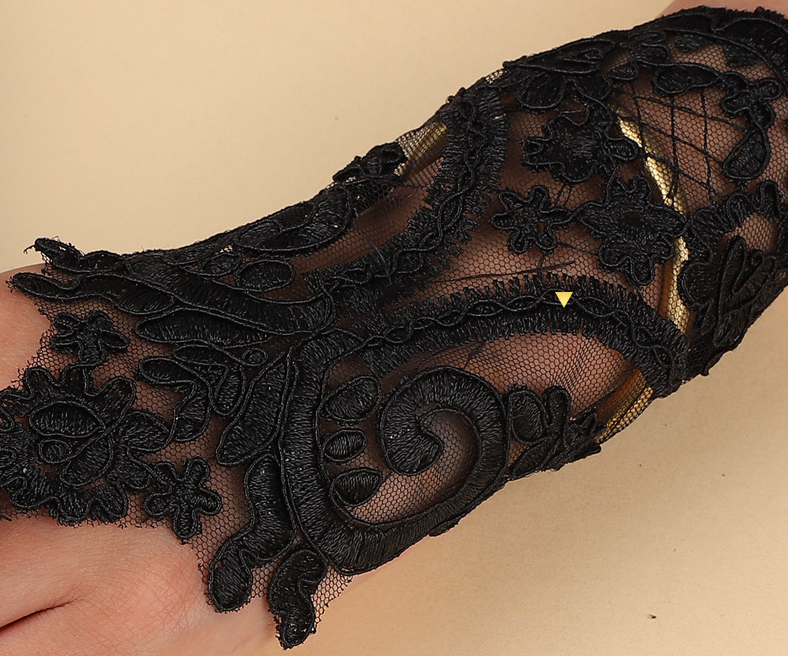 Retro Halloween European and American bride wedding dress annual meeting performance sleeves     S6268