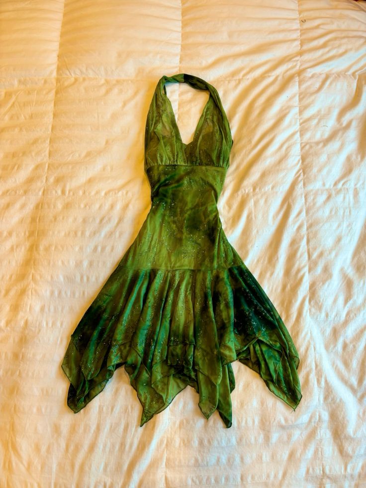 Green tie-dyed halter neck, slim waist, irregular hem short skirt homecoming dress R2625