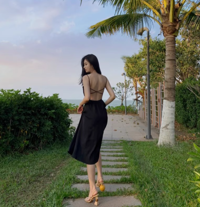 Sanya beach dress 2025 sexy backless suspender dress holiday travel long dress R1500