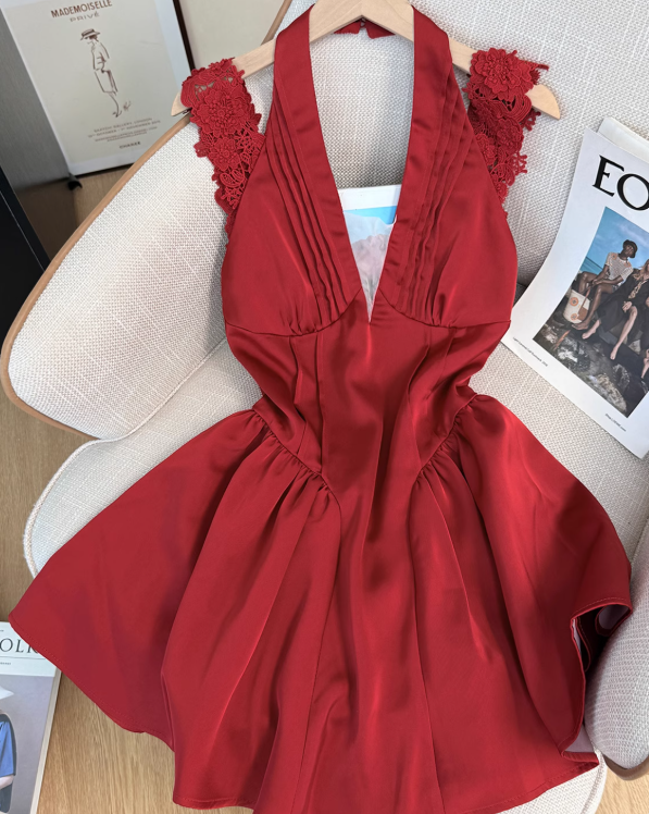 French pure desire lace halter neck dress female new style waist slimming backless sexy A-line skirt R4031