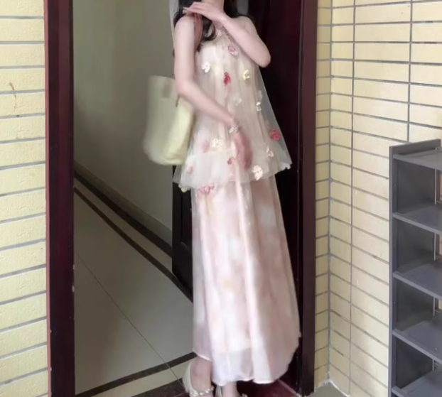 Pink buttoned mesh halter neck dress gentle temperament loose A-line long skirt R0751