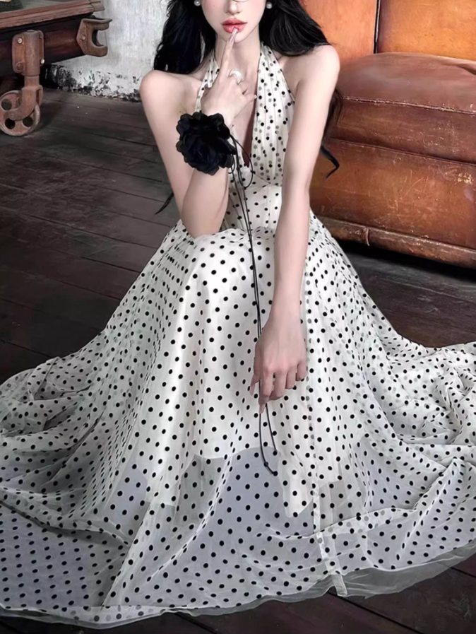 French retro polka dot halter neck dress 2025 temperament fishbone waist dress R1323