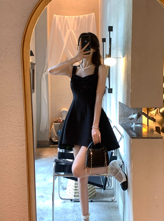 French Hepburn style square neck suspender little black dress new waist bow A-line dress R4415