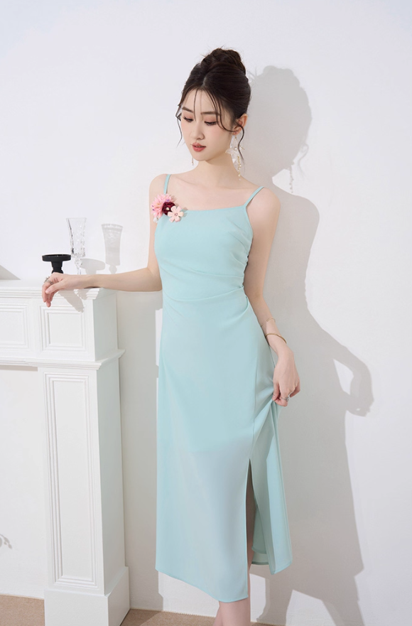 French design niche dress new style temperament waist slimming medium-length green suspender skirt R4458